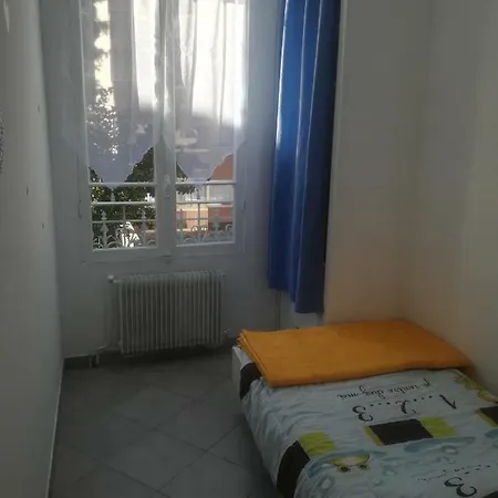 4 Couchages Menton