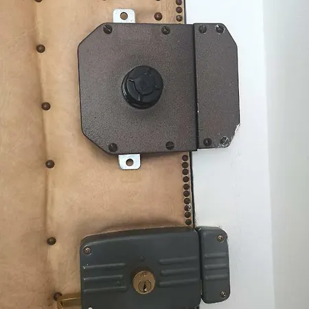 شقة 4 Couchages مينتون